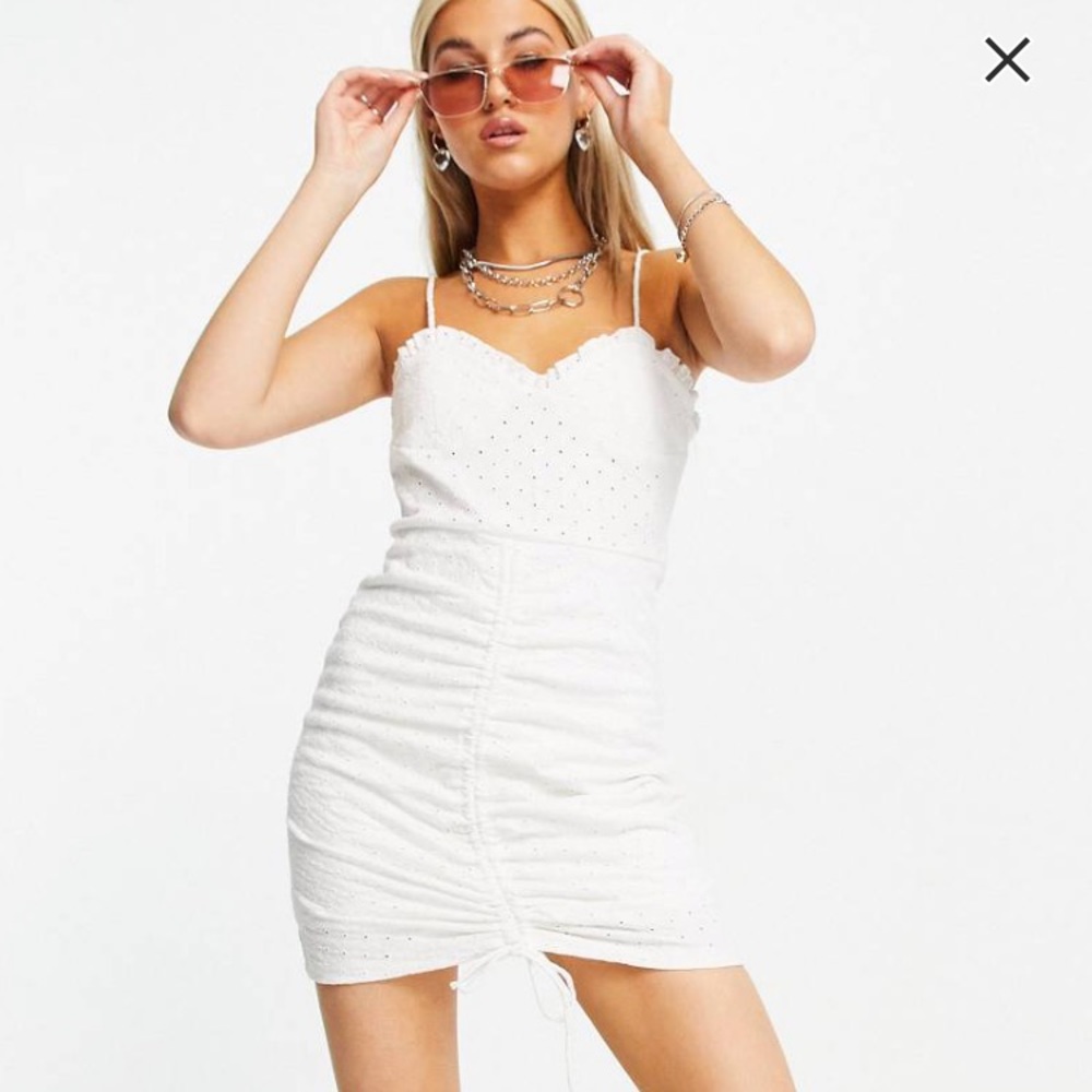 BNWT Bershka ruched front broderie cami dress S - Picture 3 of 4